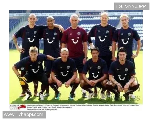 中国老足球明星重聚赛场再展风采共同追忆辉煌岁月与青春梦想 中国老足球明星重聚赛场再展风采共同追忆辉煌岁月与青春梦想